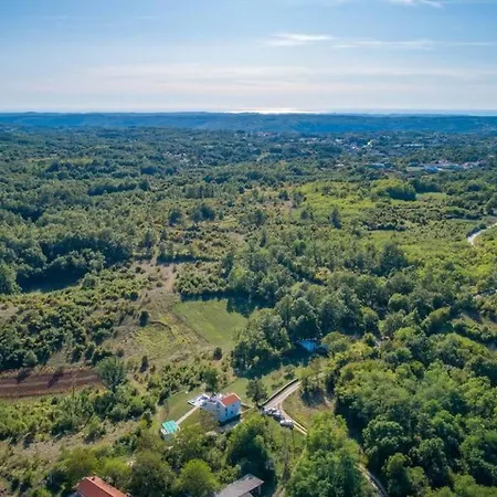 Vila Parizi Villa Pazin