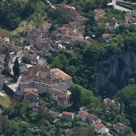 Vila Parizi * Pazin